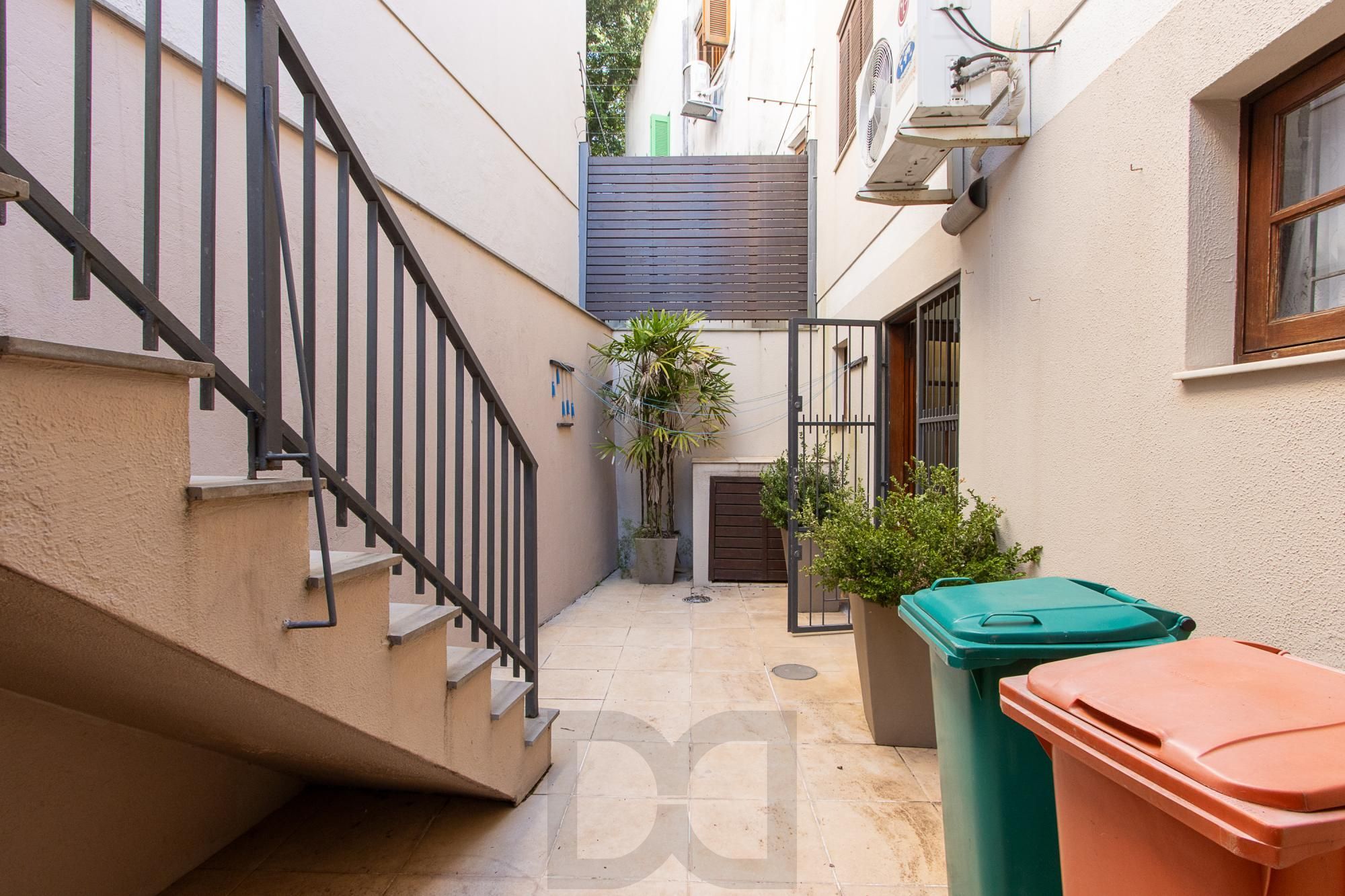 Excelente casa de 3 dormitórios, 1 suíte, pátio, piscina e vaga para 2 carros cobertas. — foto 20
