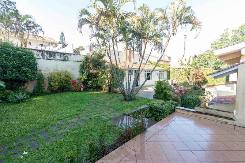 Casa para Venda - 420m², 5 dormitórios, sendo 2 suites, 6 vagas - Nonoai — foto 43