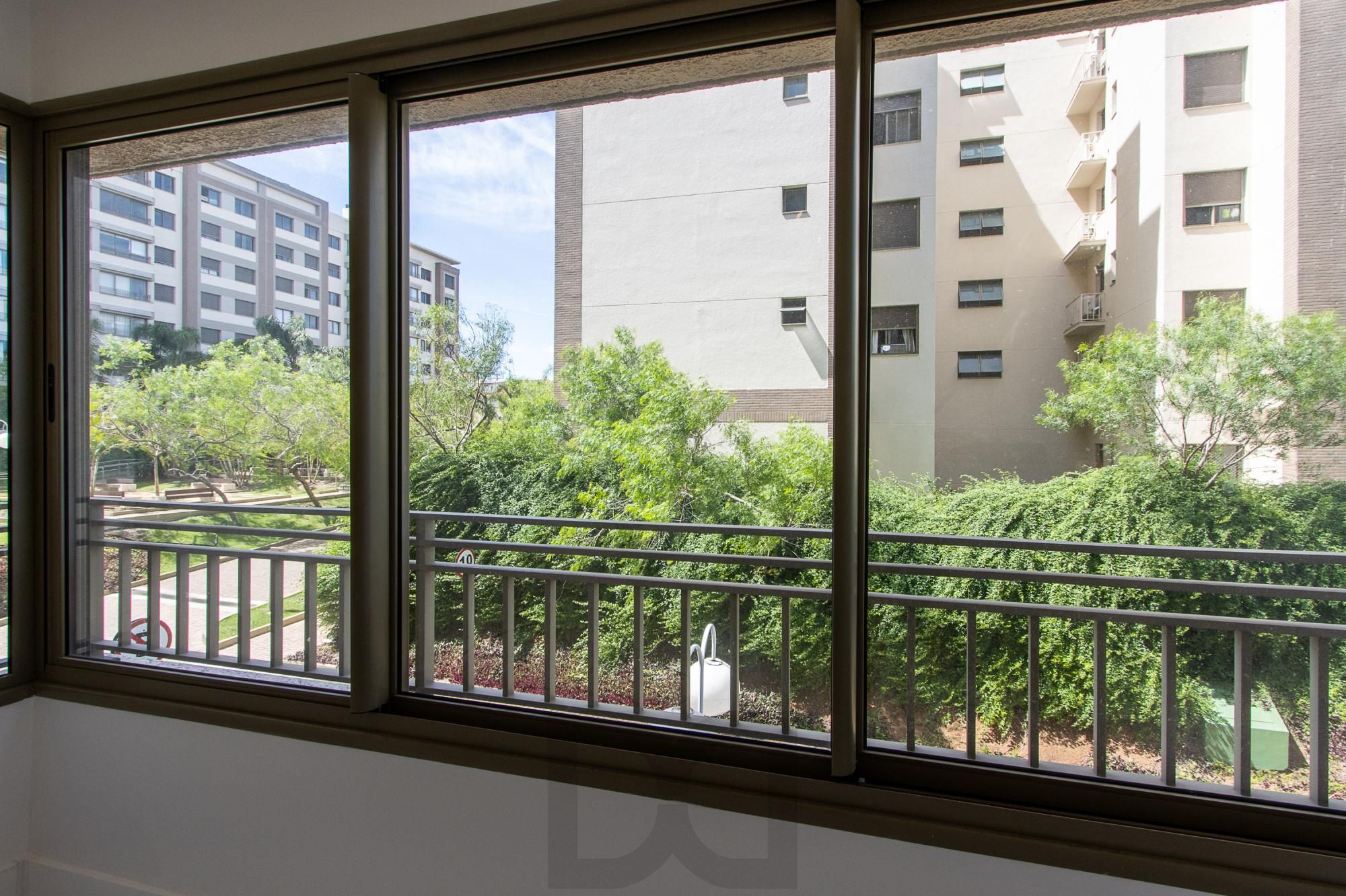 Apartamento totalmente reformado e impecável para locação - 3 quartos sendo uma suíte - Bairro Cavalhada — foto 17