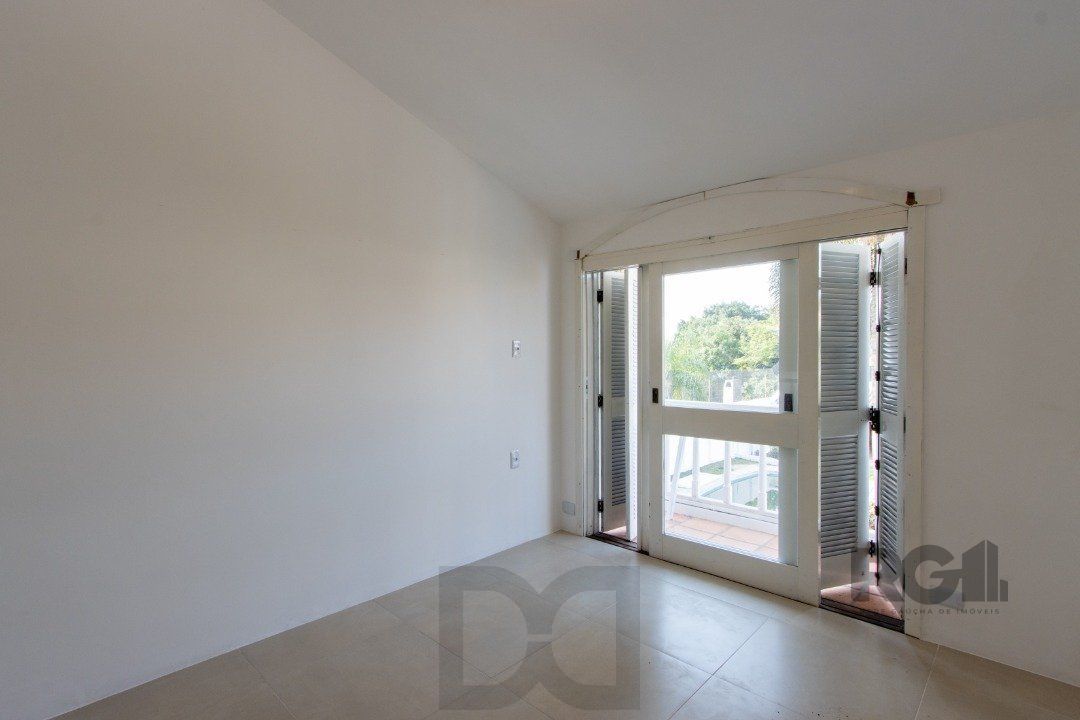 Casa para Venda - 337m², 3 dormitórios, sendo 1 suites, 3 vagas - Cristal — foto 29