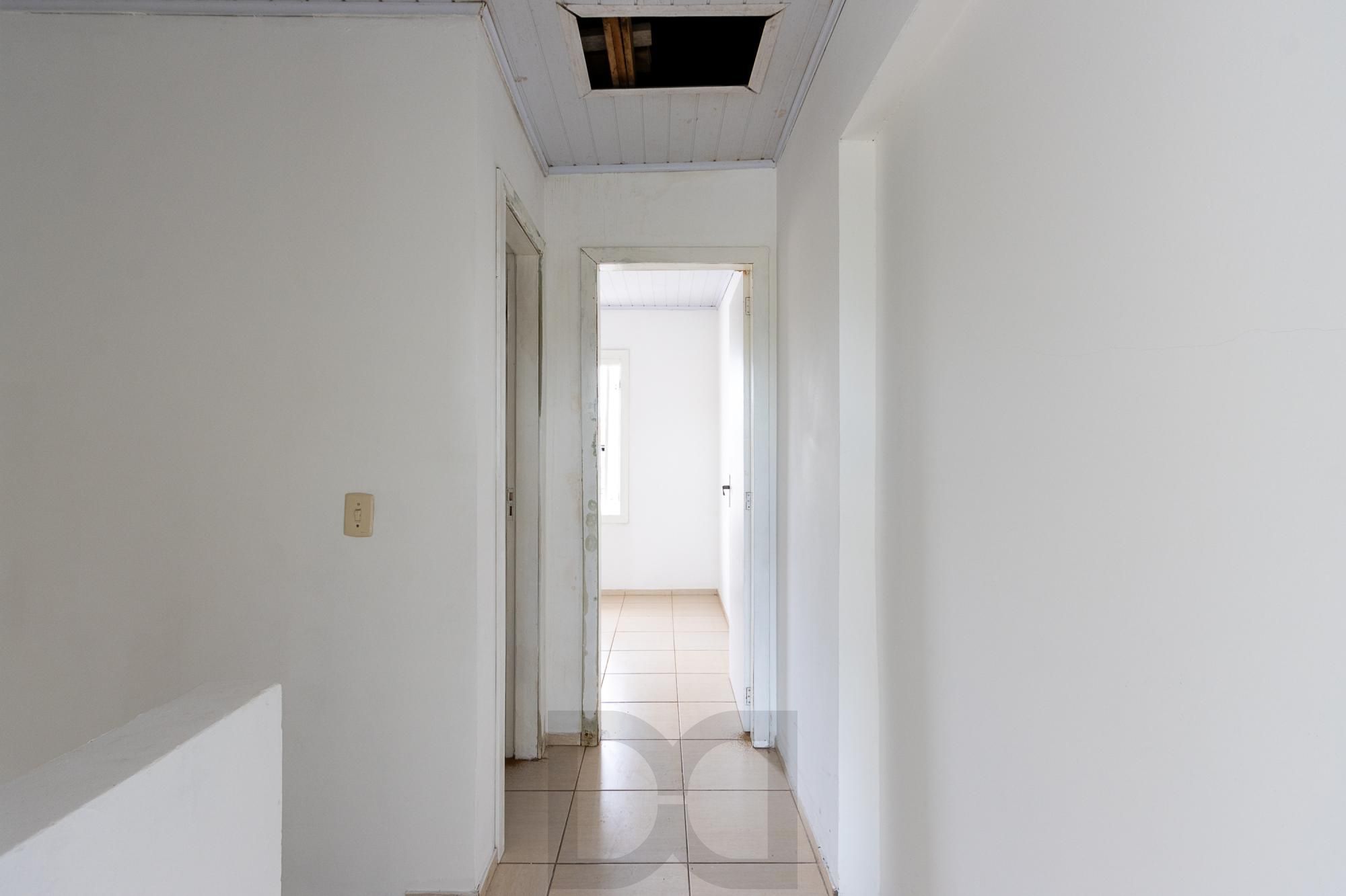 Casa (sobrado), 2 dormitórios, pátio - Bairro Hípica — foto 19