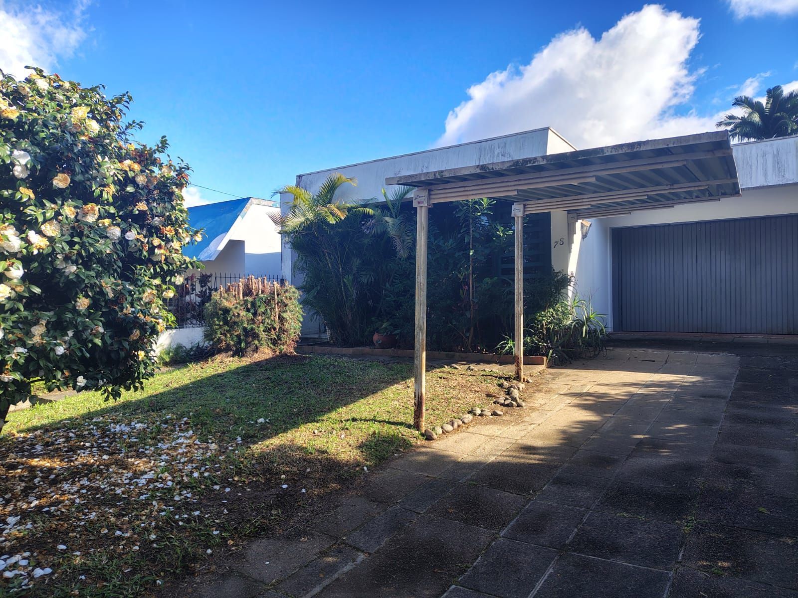 Casa de alvenaria, com 3 dormitórios, 1 suíte e 2 vagas de garagem coberta. — foto 6