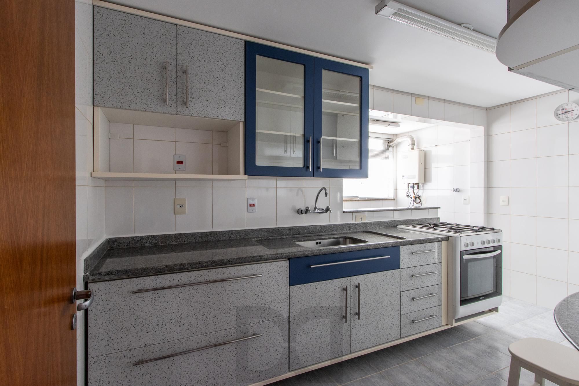 Apartamento 3 Dormitórios com vista definitiva para o Guaíba no bairro Menino Deus - Saúde e Lazer ao Seu Alcanc — foto 18