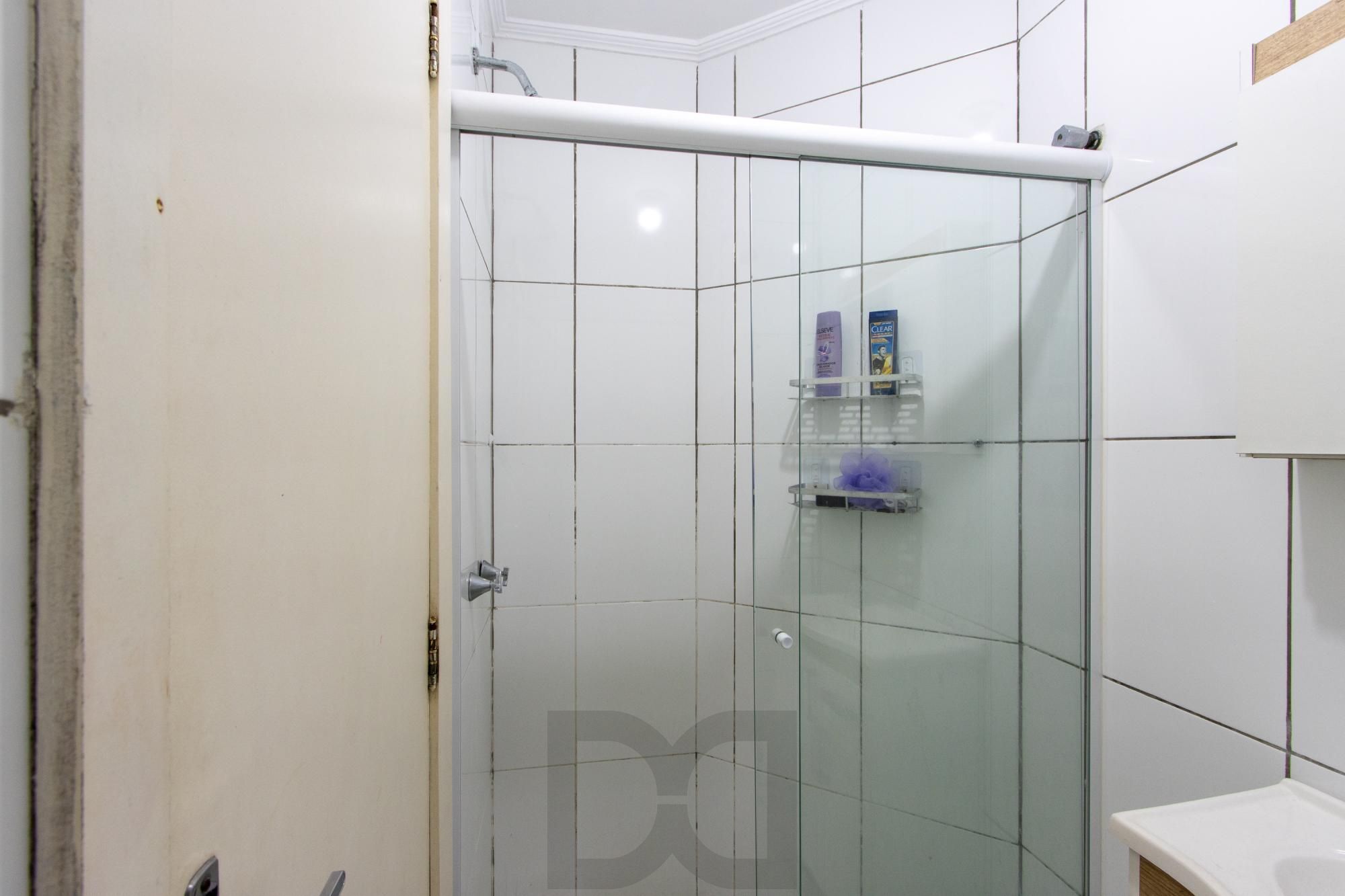 Apartamento de 3 dormitórios, 1 suíte e 1 vaga de garagem no bairro Pedra Redonda. — foto 20