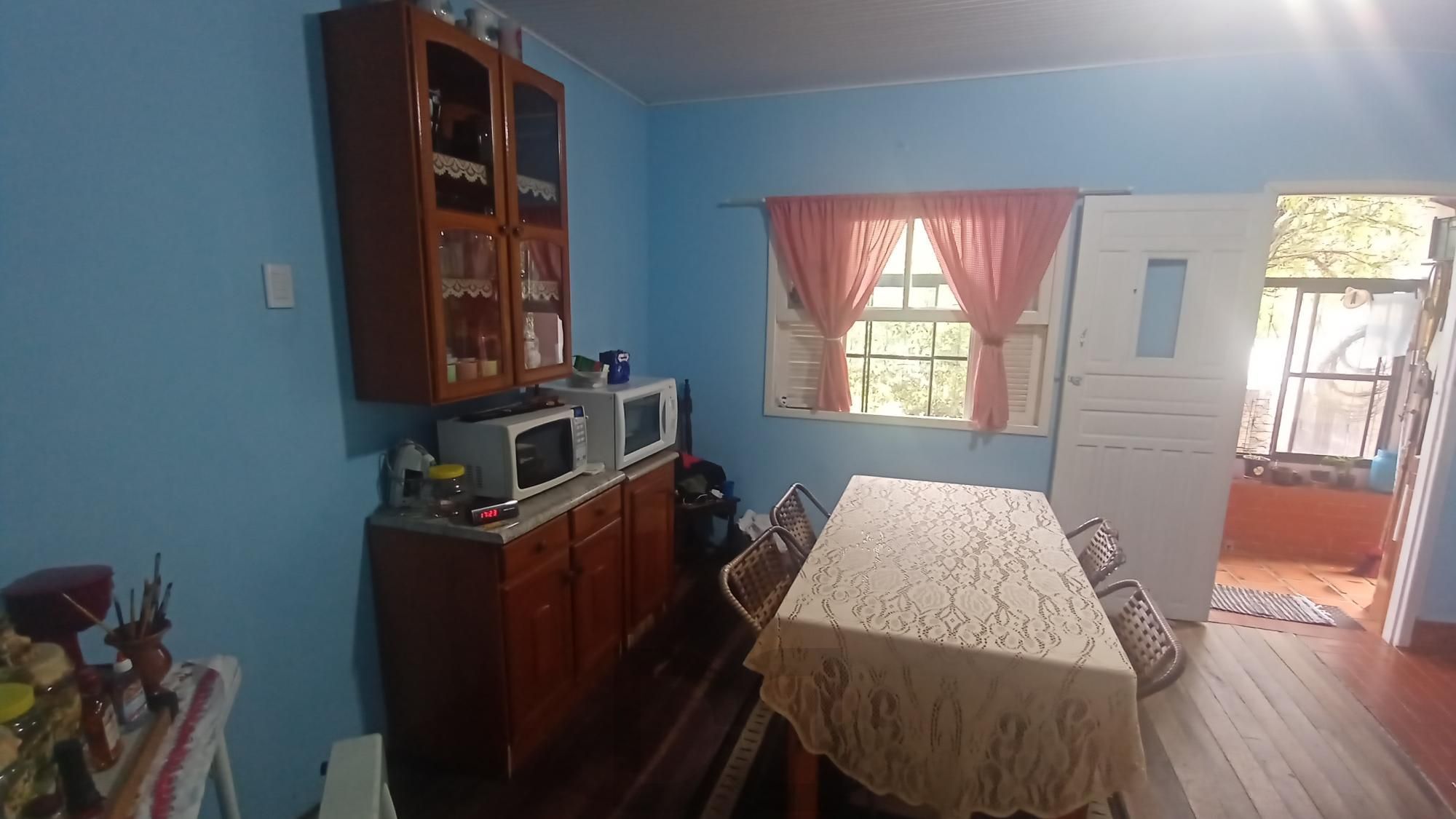 Casa com 2 dormitórios no bairro Glória — foto 9