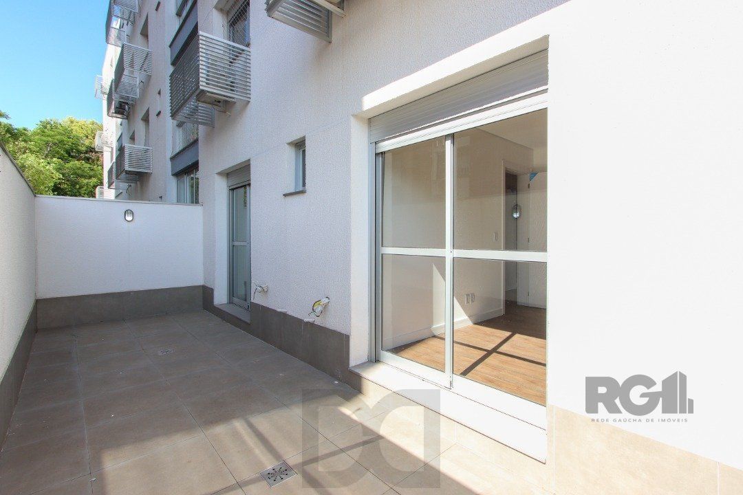 Apartamento em Porto Alegre no Bairro Petrópolis, de 2 quartos, GARDEN , semi mobiliado — foto 19
