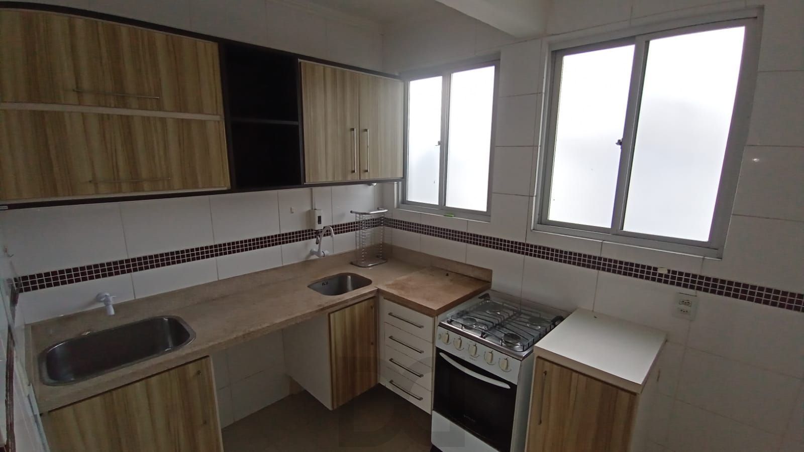 Apartamento com 1 quarto, no bairro Camaquã — foto 1