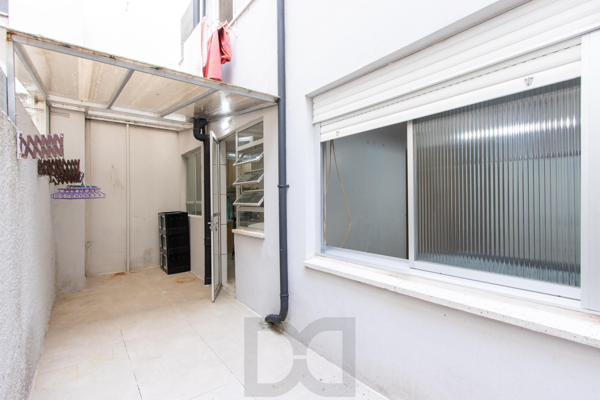 Apartamento térreo com pátio privativo no coração do Menino Deus, 2 dormitórios. — foto 22