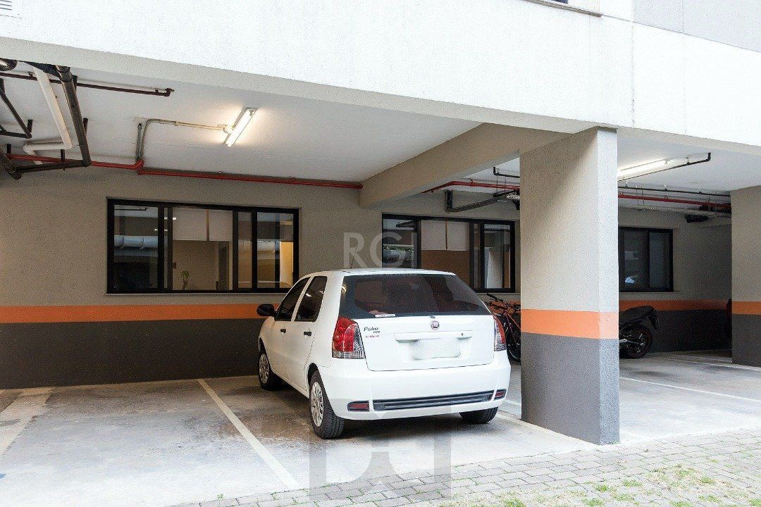Apartamento | 2 Dormitórios | 1 Suíte | 1 Vaga | Bairro Cristal | Porteira Fechada — foto 25