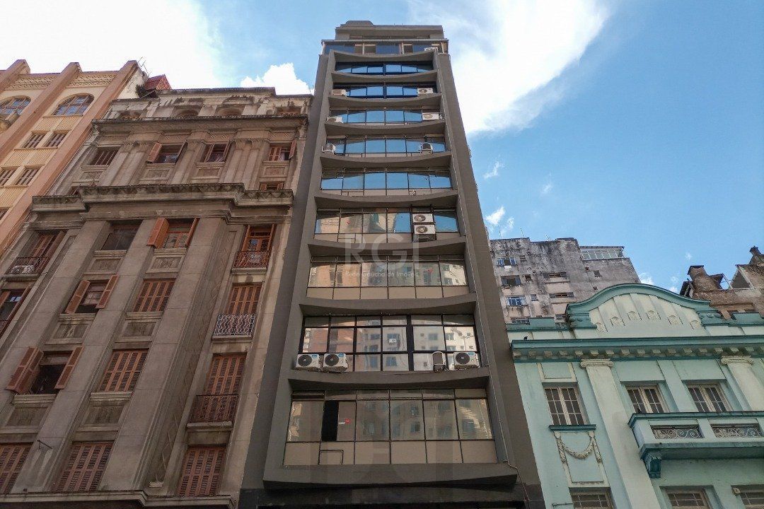 Sala em andar inteiro com 141,77 m2 privativos — foto 1