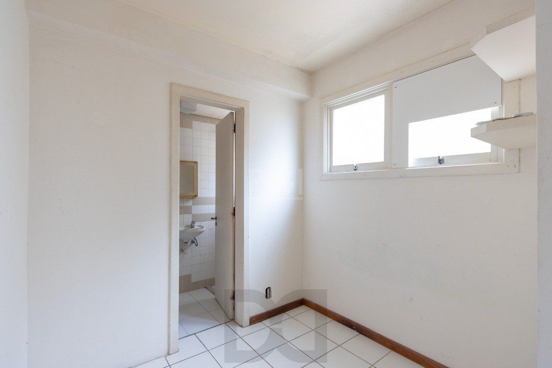 Cobertura para Venda - 302m², 4 dormitórios, sendo 1 suites, 3 vagas - Menino Deus — foto 23