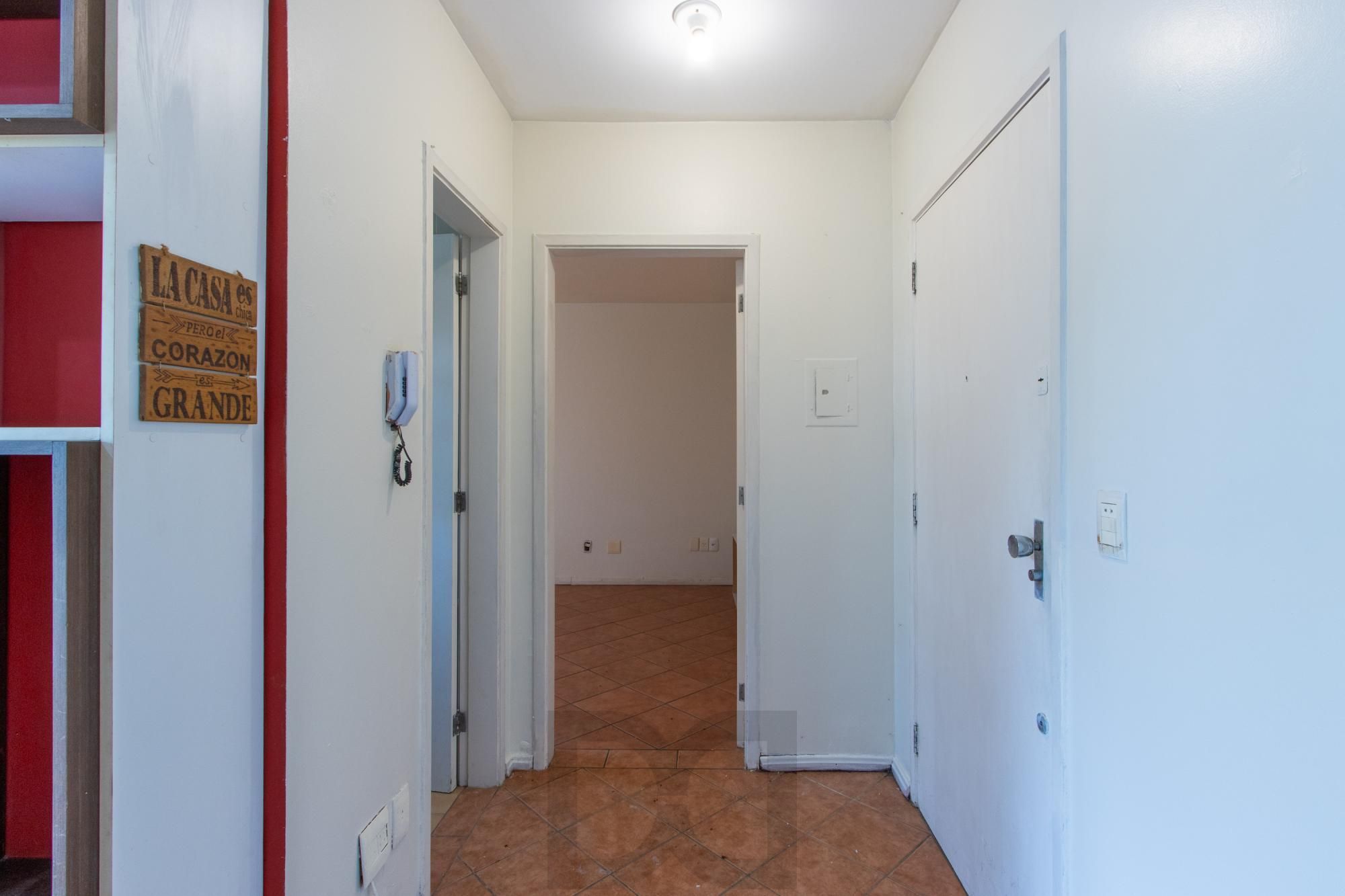 Excelente apartamento de um dormitório com box privativo coberto — foto 11