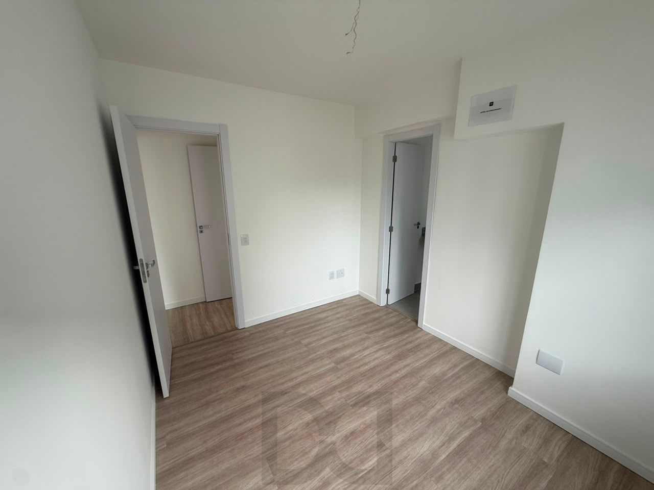 Apartamento para Venda - 69.96m², 2 dormitórios, sendo 2 suites, 1 vaga - Moinhos de Vento — foto 5