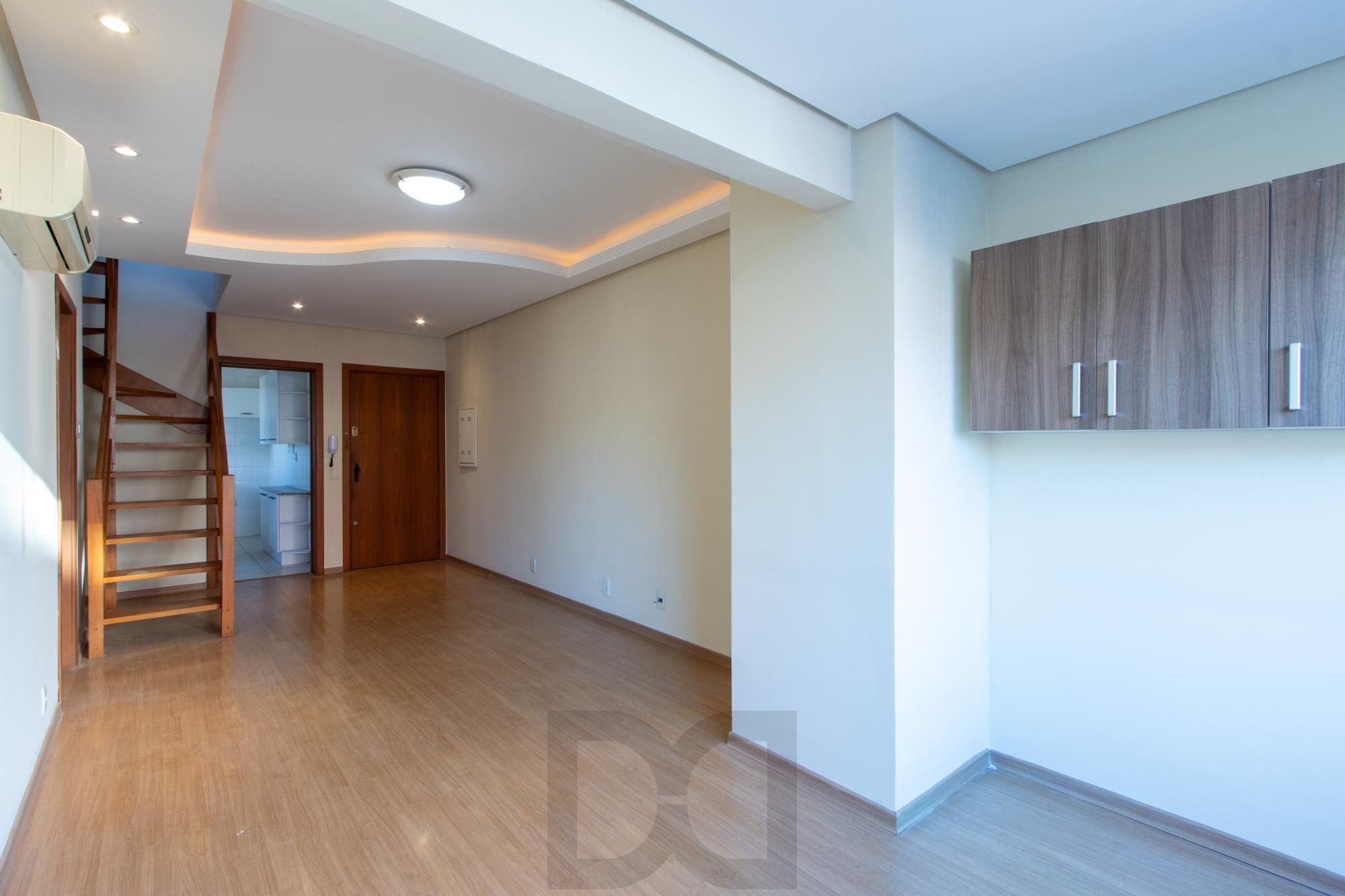 COBERTURA 2 QUARTOS, 2 VAGAS INDIVIDUAIS ESCRITURADAS, ELEVADOR - BAIRRO SANTO ANTONIO — foto 6