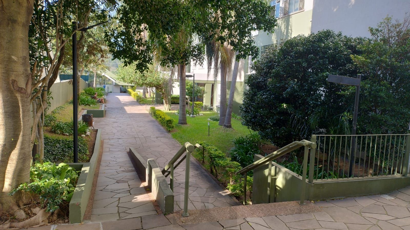 Apartamento com 3 dormitorios e Box escriturado — foto 3
