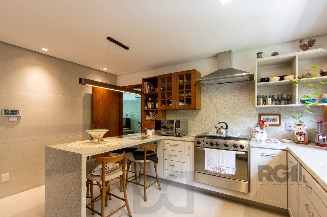 Sobrado com vista para Rio, 3 quartos, 2 suites, pátio, piscina, vaga para 4 carros - Bairro Vila Assunção — foto 38