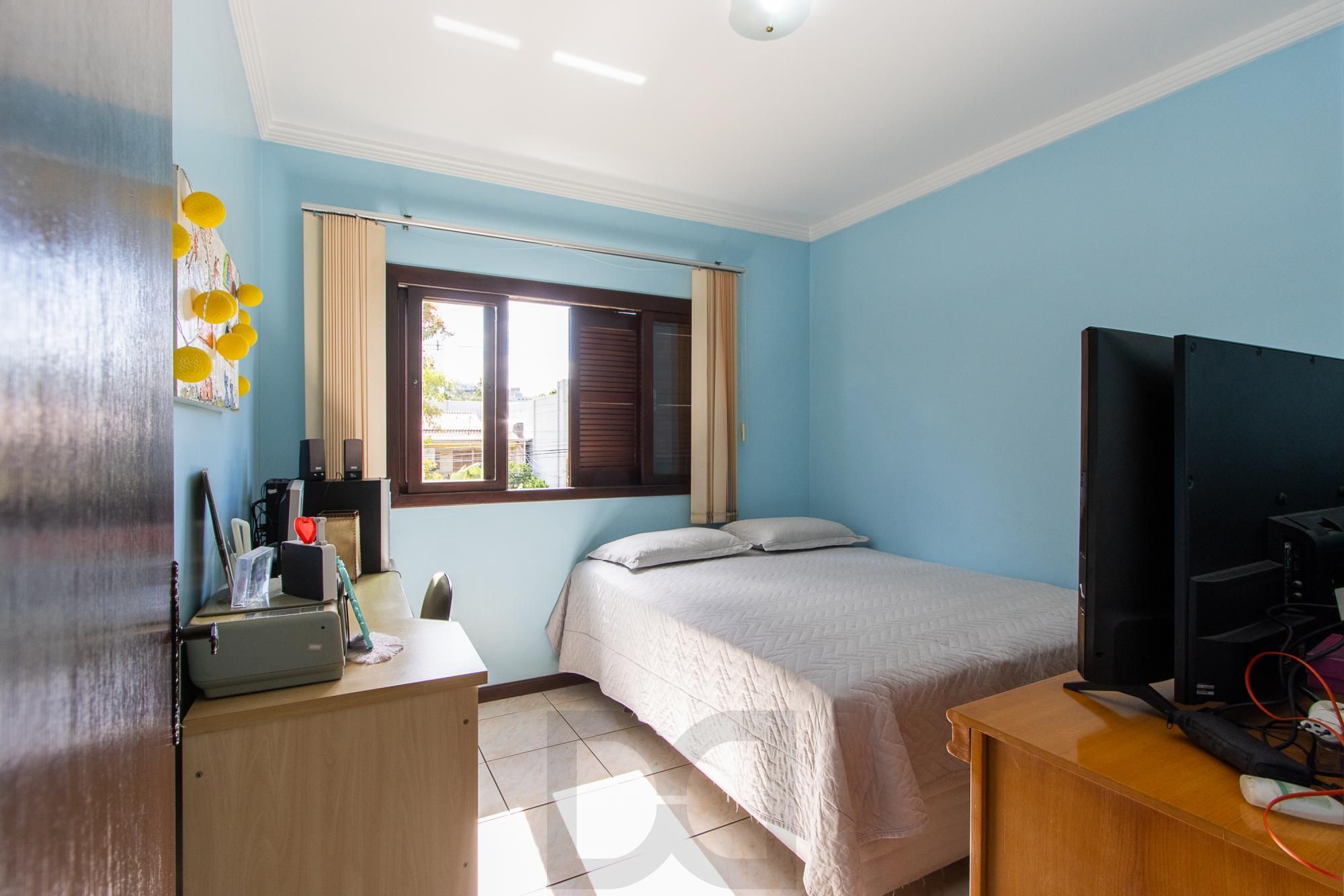 Casa Residencial ou Comercial, com 3 quartos (1 suite), 229m² privativos - Bairro Tristeza — foto 29