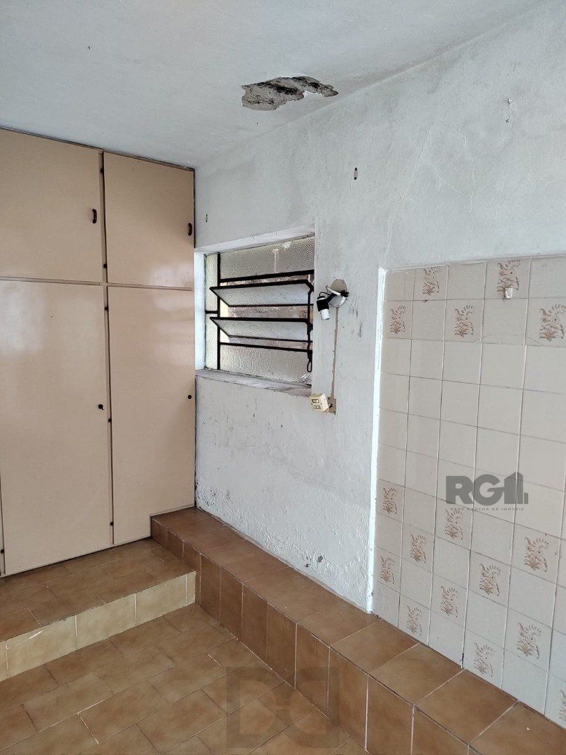 Casa para Venda - 247.37m², 4 dormitórios, 4 vagas - Partenon — foto 11