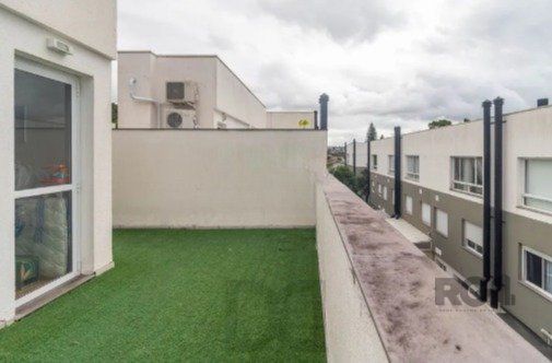 Casa impecável e mobiliada, com 3 niveis, possui 3 dormitórios sendo 1 suíte, 4 banheiros — foto 55