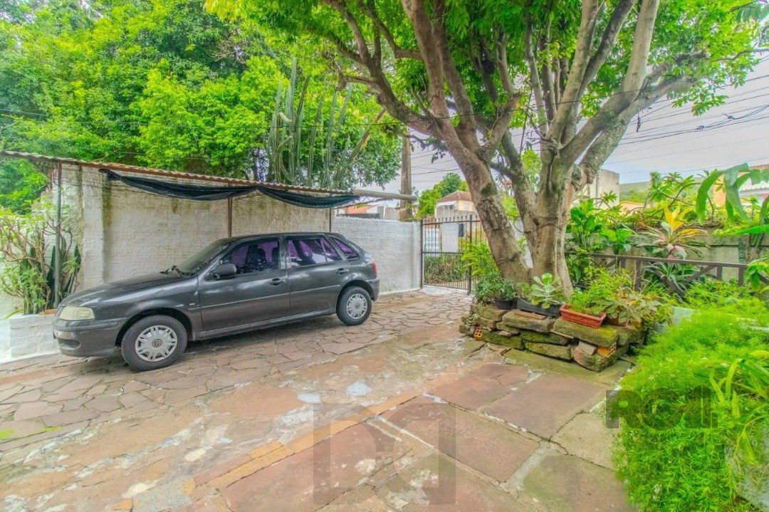 Casa para Venda - 251m², 5 dormitórios, 3 vagas - Nonoai — foto 6