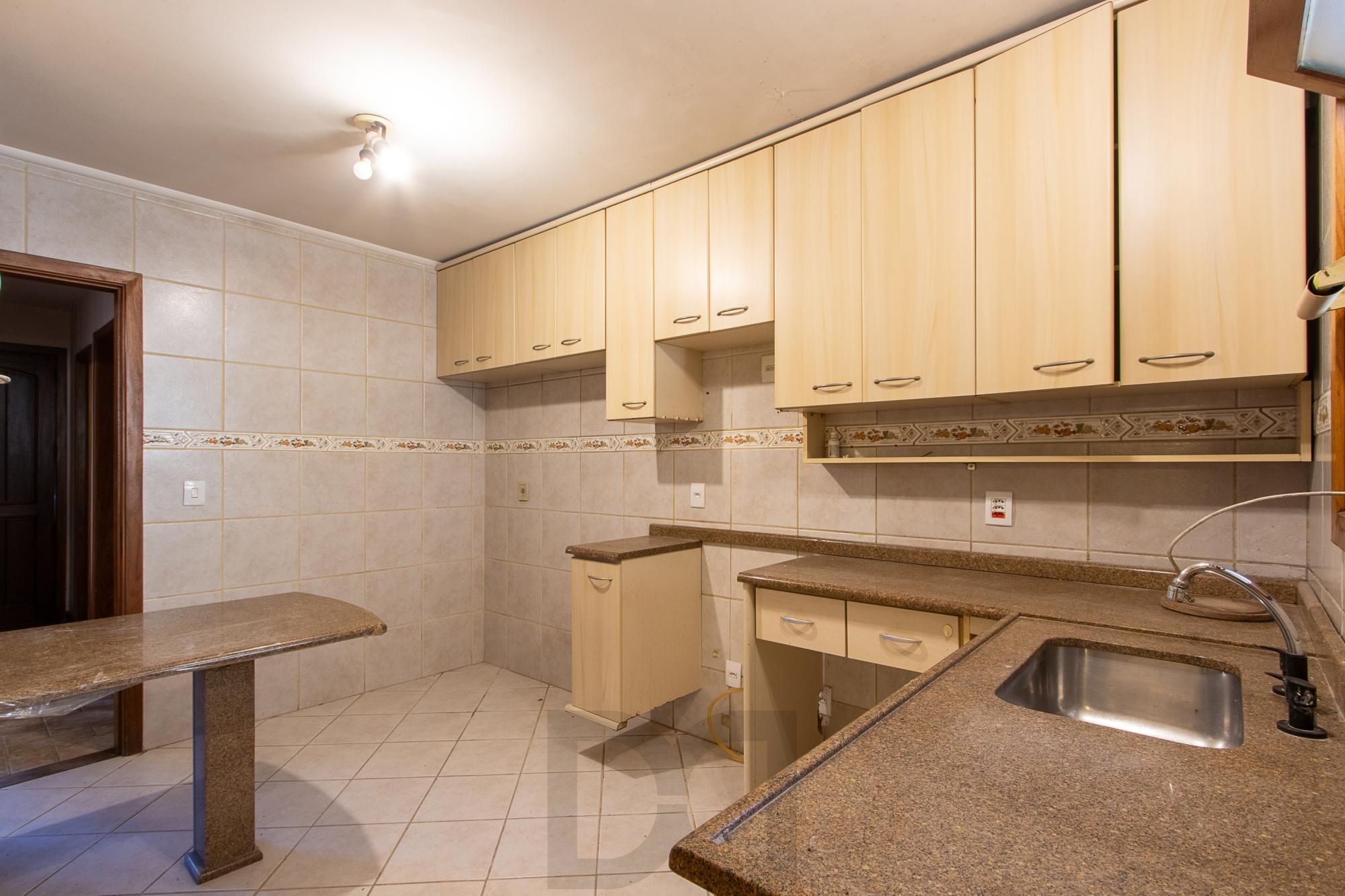 Casa 3 dormitórios, 1 suíte, 2 vagas - Bairro Camaquã — foto 20