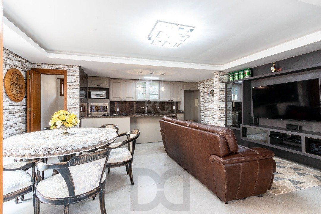 Casa para Venda - 293.76m², 3 dormitórios, sendo 1 suites, 6 vagas - Guarujá — foto 21