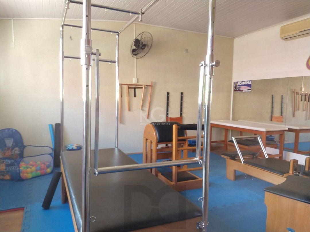 Casa para Venda - 322.4m², 2 dormitórios, 7 vagas - Cristal — foto 25