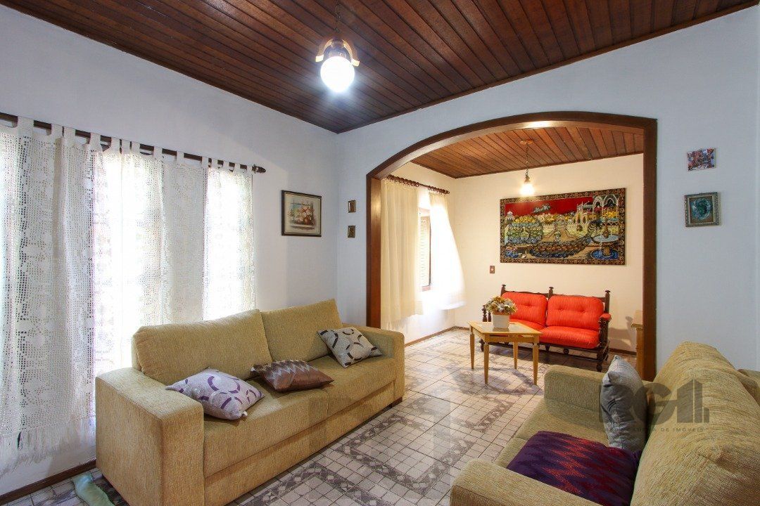 Casa 04 dormitórios, 02 suítes, living 02 ambientes — foto 5