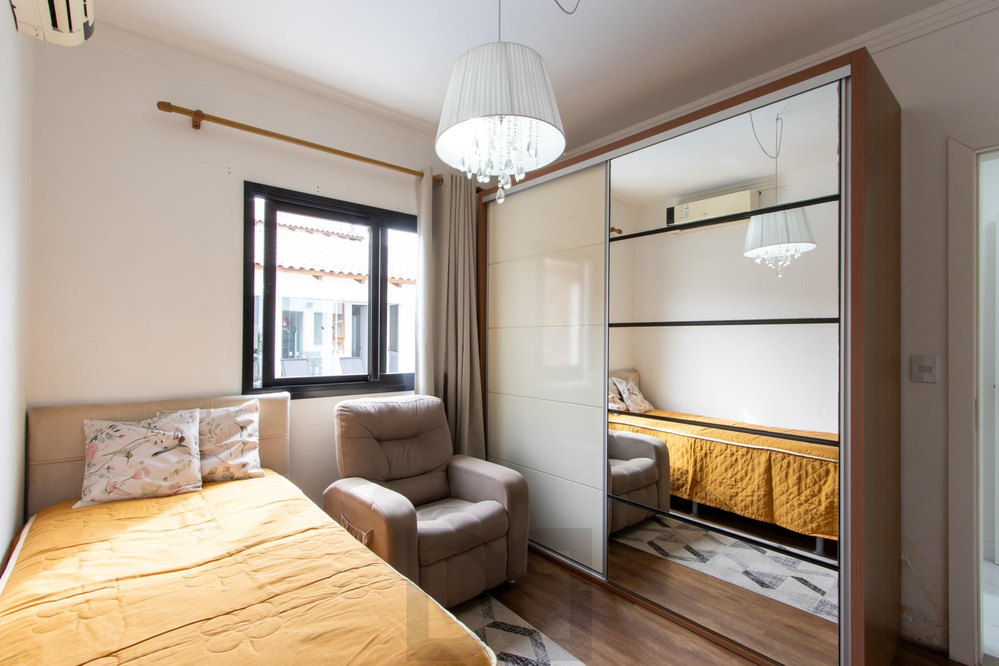 Excelente casa de alvenaria, 4 dormitórios, 2 suítes e 2 vagas de garagem. — foto 26