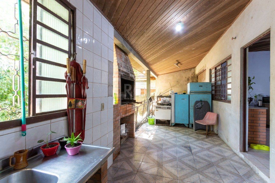 Casa para Venda - 2200m², 3 dormitórios, Lomba do Pinheiro — foto 14