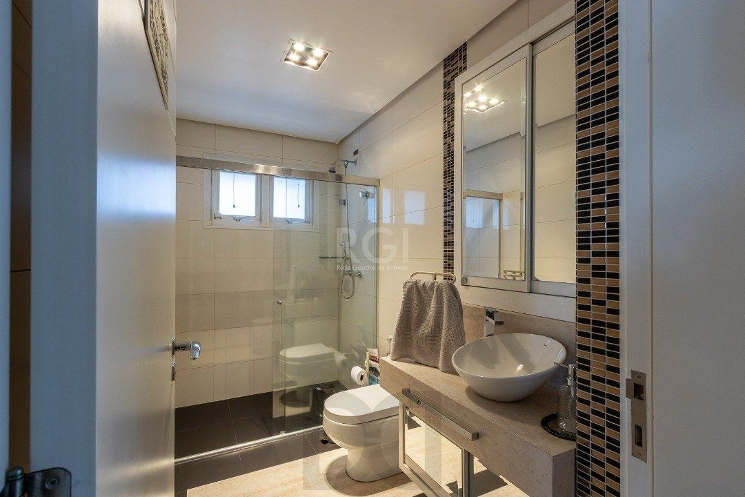 Casa para Venda - 463m², 4 dormitórios, sendo 4 suites, 4 vagas - Ipanema — foto 13