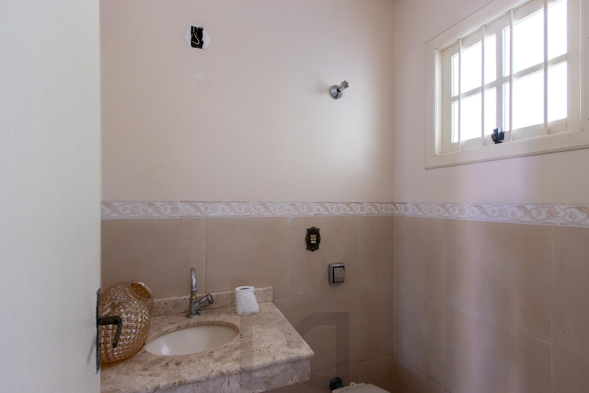 Casa para Venda - 231.72m², 4 dormitórios, sendo 1 suites, 3 vagas - Tristeza — foto 15