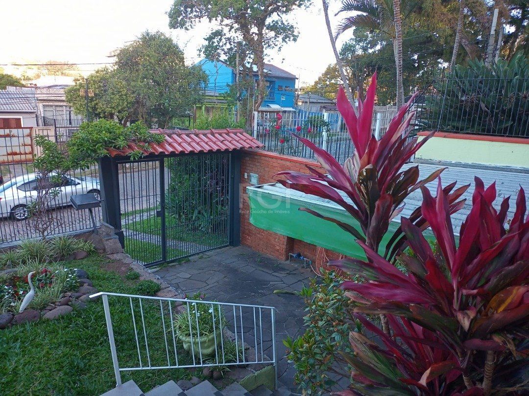 Casa para Venda - 220m², 3 dormitórios, sendo 1 suites, 1 vaga - Camaquã — foto 28