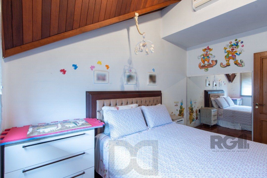 Casa para Venda com 4 dormitórios, sendo 2 suites e 4 vagas no bairro Jardim Isabel — foto 47