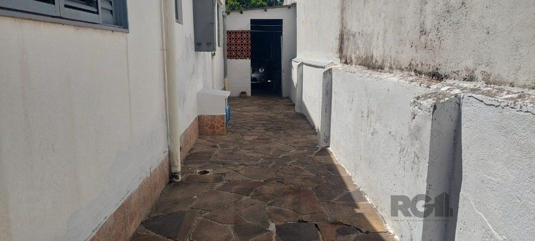 CASA COM EXTENSO PÁTIO NO CAMAQUÃ — foto 23