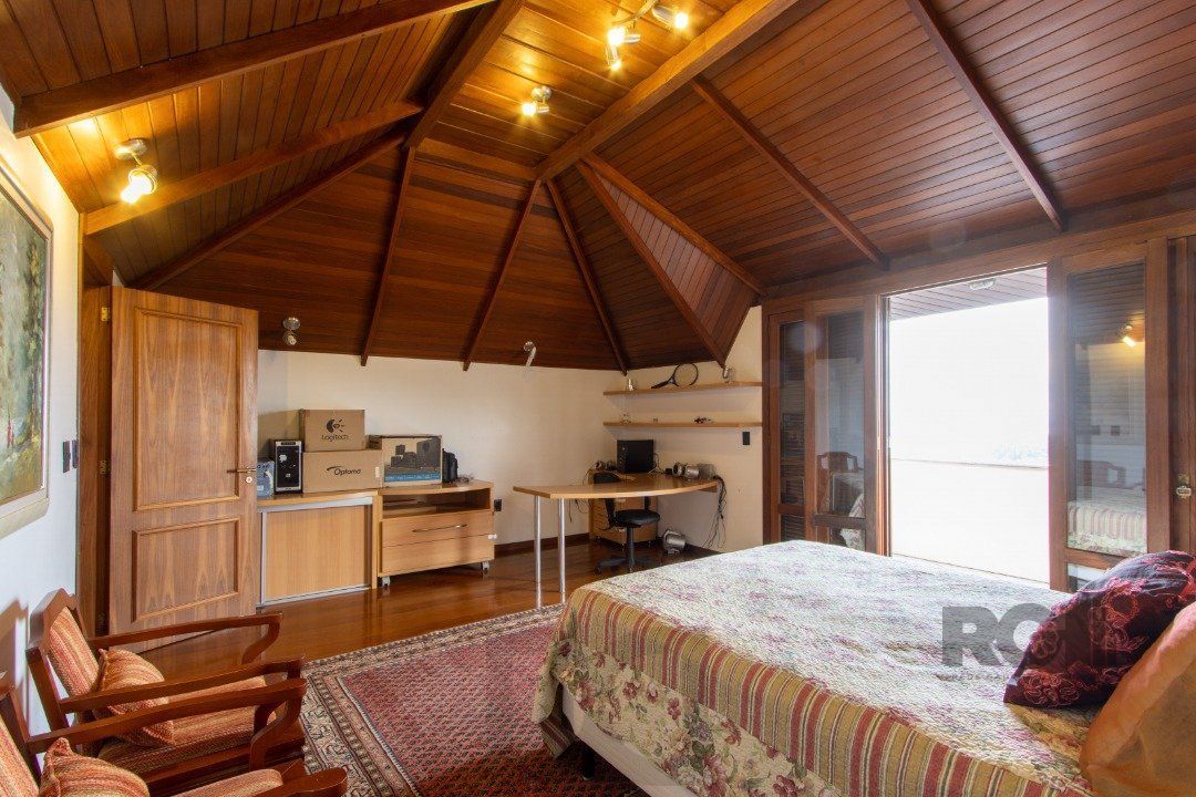 Casa para Venda com 4 dormitórios, sendo 2 suites e 4 vagas no bairro Jardim Isabel — foto 56