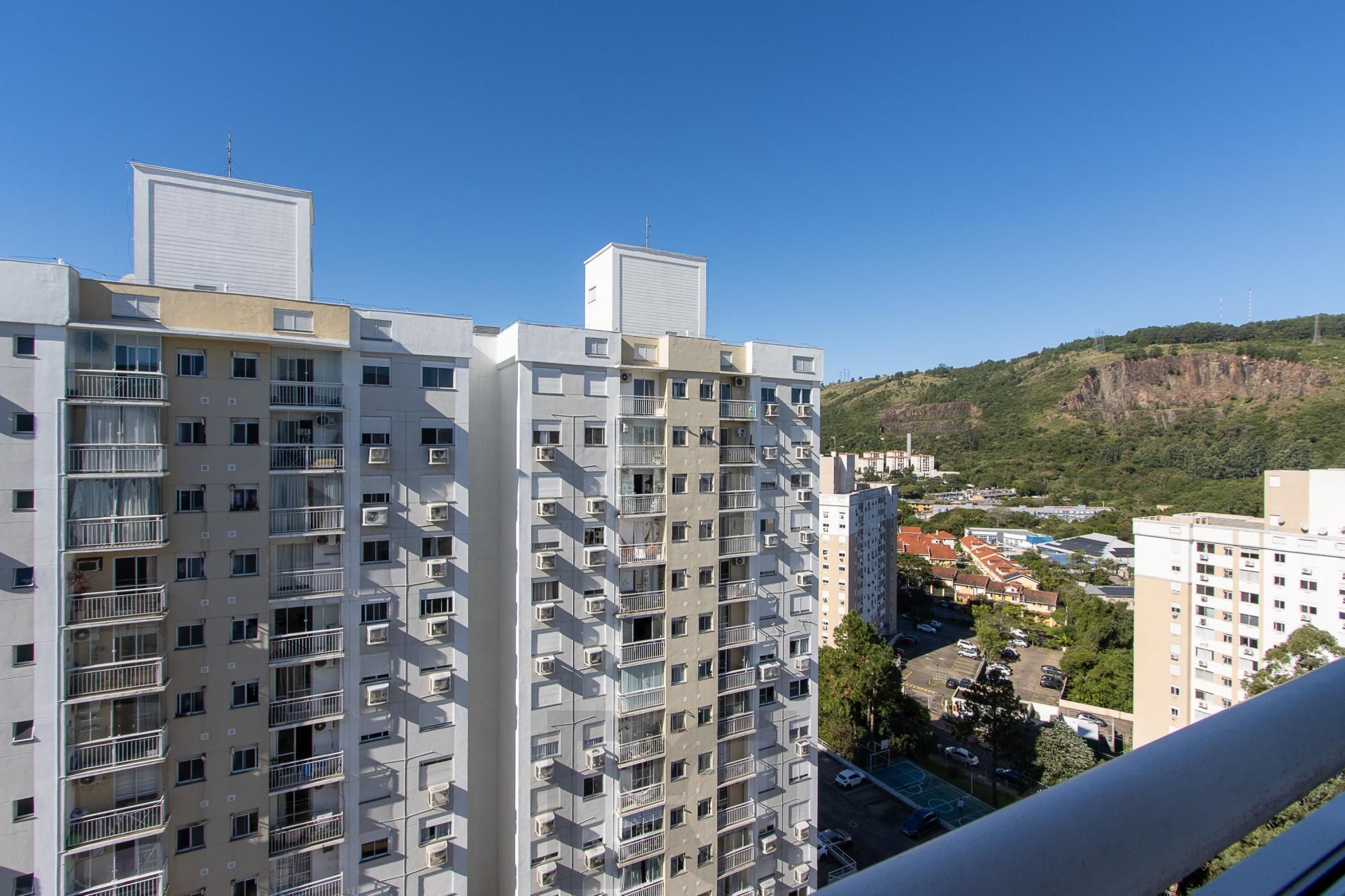 Apartamento, 2 dormitórios e 1 vaga, bairro Jardim Carvalho. — foto 25