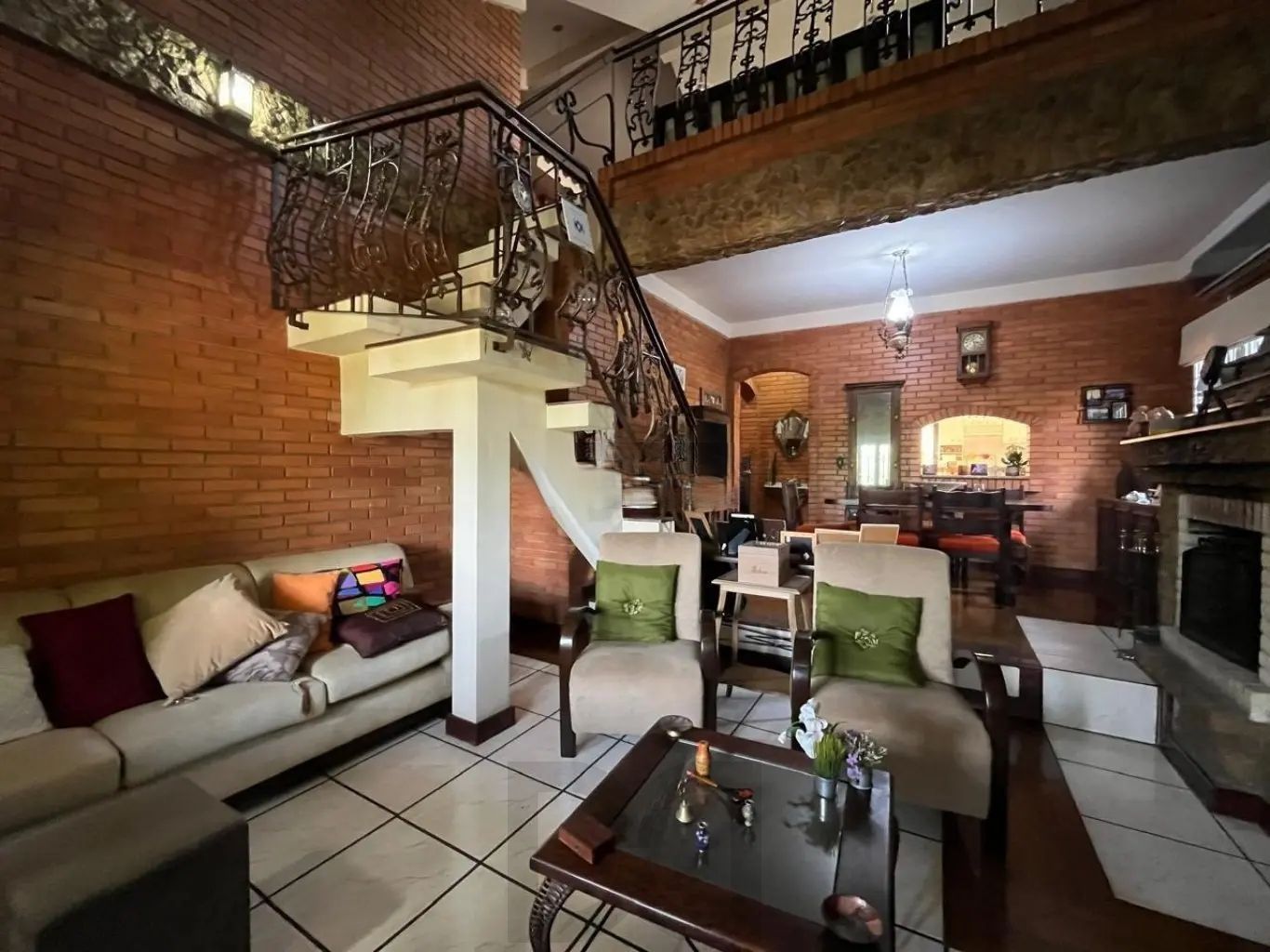 Casa com 4 quartos e 2 lareiras no bairro Belém Velho — foto 9