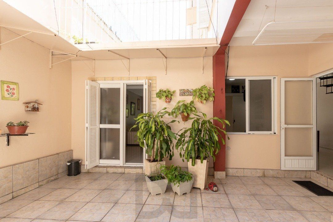 Sobrado para Venda - 150m², 3 dormitórios, sendo 1 suites, 1 vaga - Morro Santana — foto 19