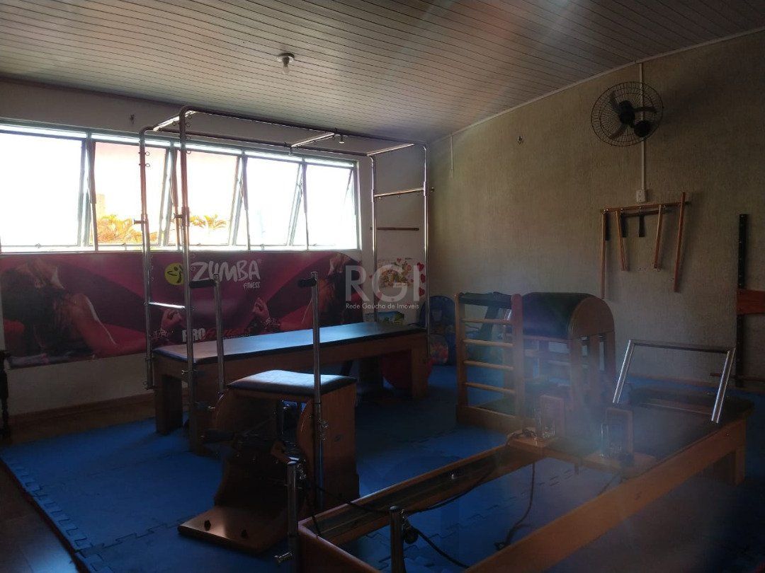 Casa para Venda - 322.4m², 2 dormitórios, 7 vagas - Cristal — foto 31