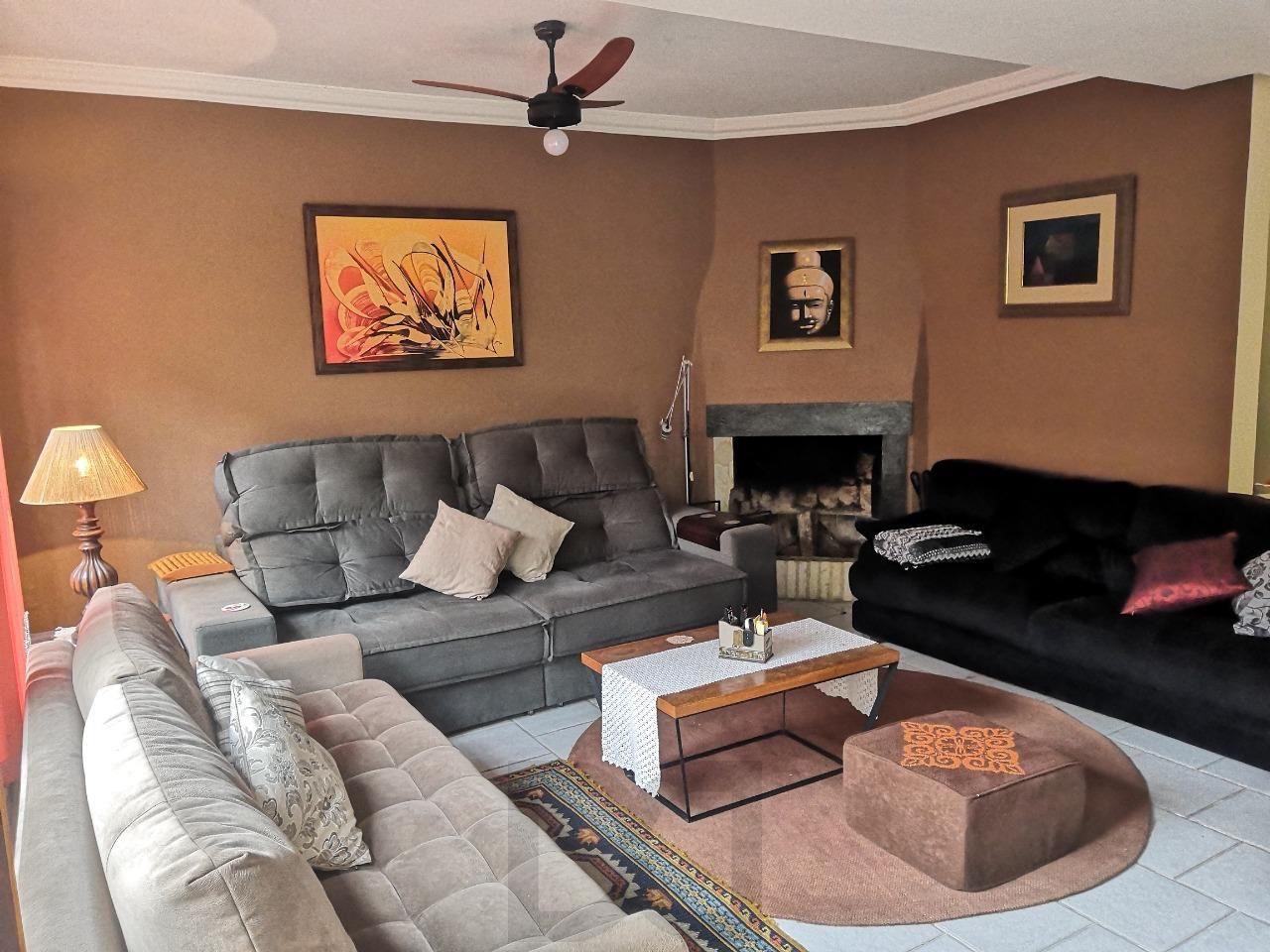 Casa de Condomínio com 3 dormitórios e 2 vagas em Ipanema — foto 1