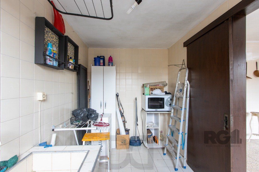 Casa para Venda - 200m², 3 dormitórios, sendo 1 suites, 3 vagas - Jardim Verde — foto 20