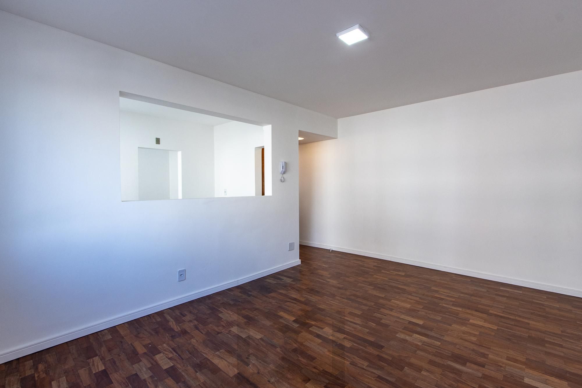 Apartamento no Menino Deus com 2 dormitórios e garagem — foto 5