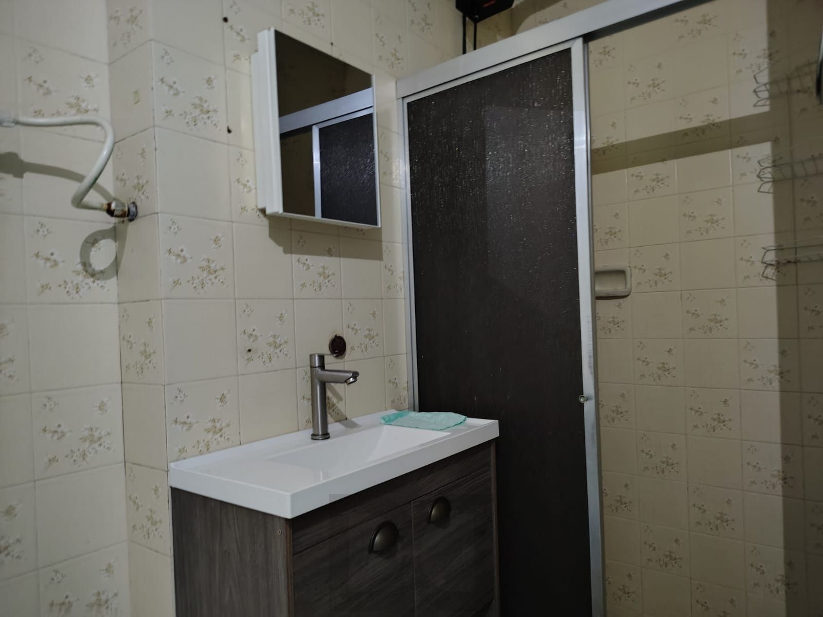 Apartamento de 2 dormitórios, living, cozinha, área de serviço e banheiro social. — foto 16