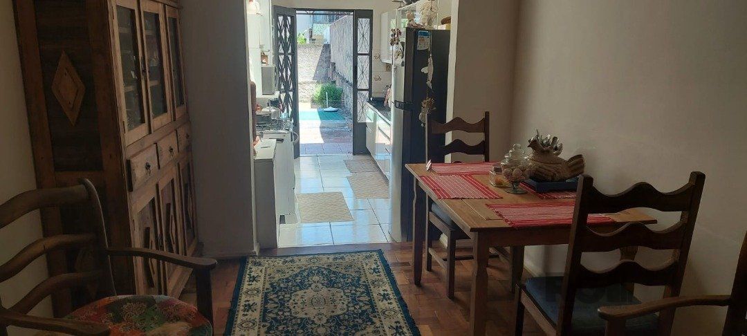CASA COM EXTENSO PÁTIO NO CAMAQUÃ — foto 13