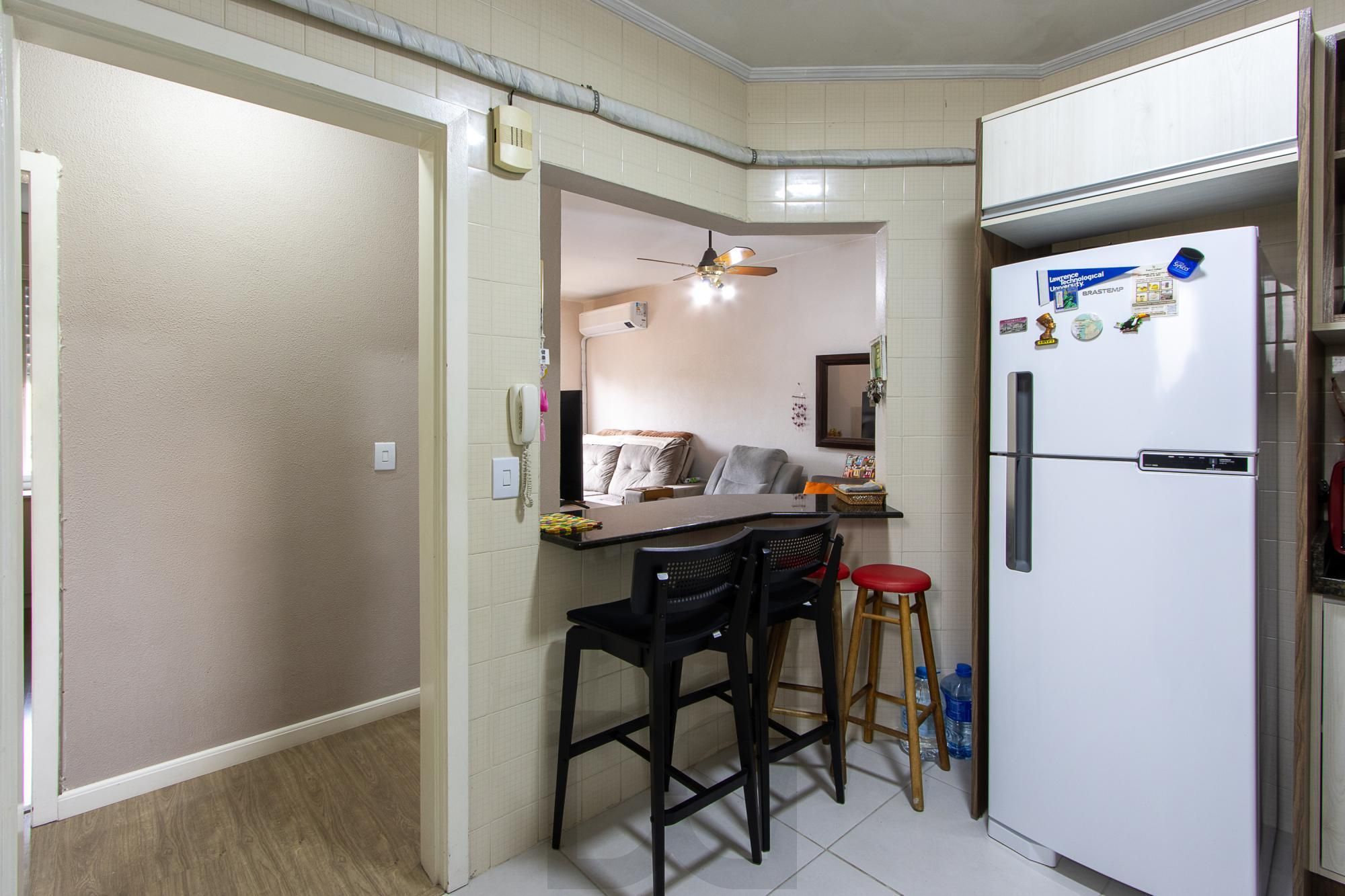 Apartamento 2 dormitórios I Vaga de garagem- bairro Tristeza — foto 8