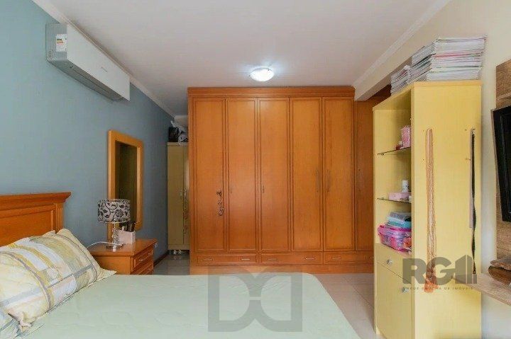 Casa em condomínio na zona sul, 3 quartos, suíte, lareira, churrasqueira, 2 vagas de garagem coberta. — foto 12