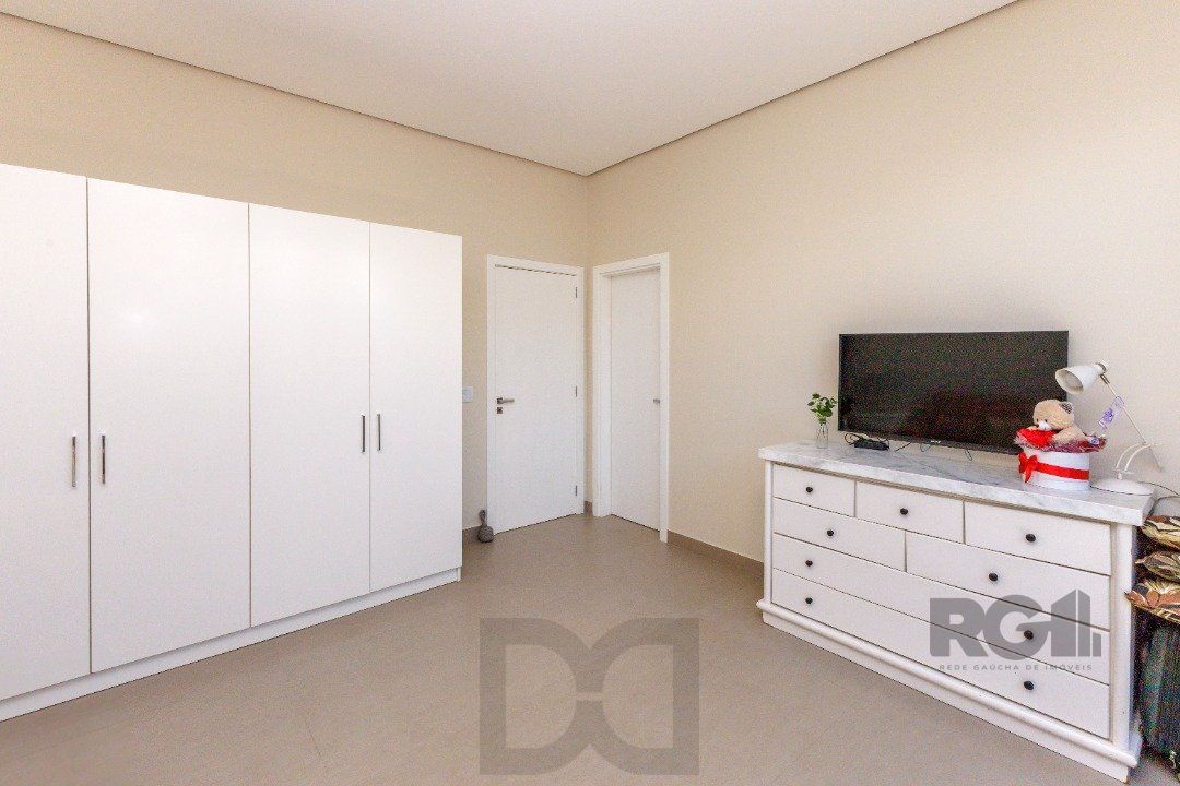 Casa térrea com piscina, no Condominio Terra Ville com 380,27m2 e 3 suites. — foto 19