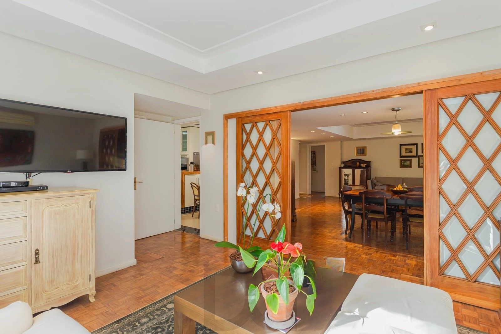 Apartamento no Moinhos de Vento com 3 dormitorios e 1 vaga de garagem — foto 7