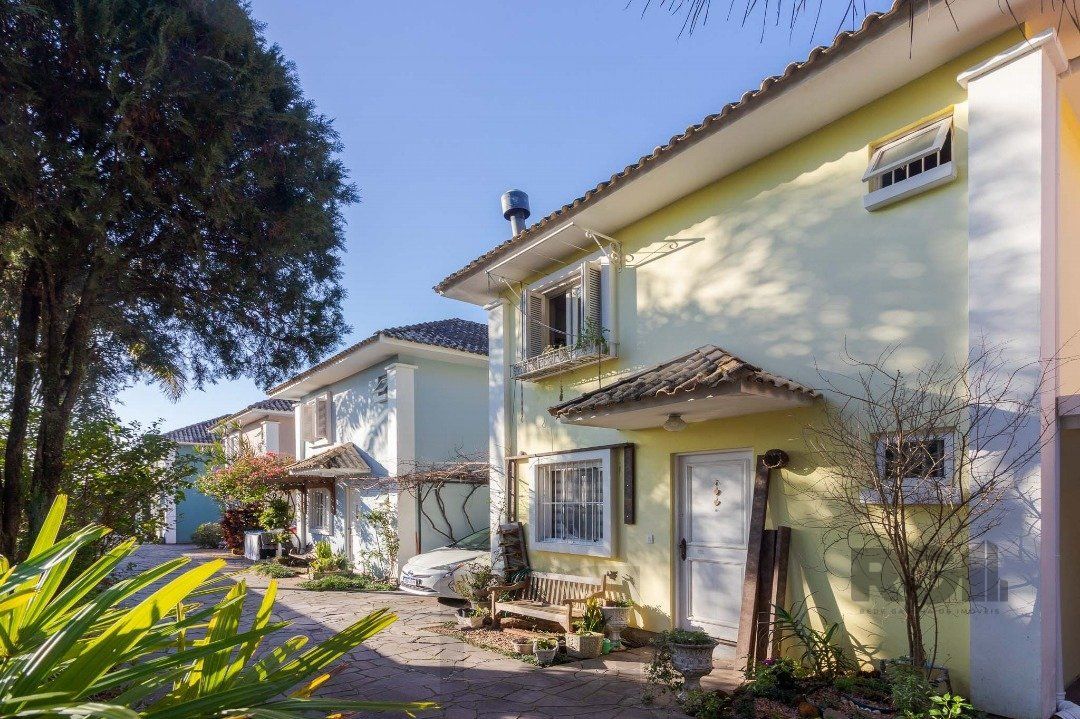 Casa em condomínio, 3 quartos, 1 suite, lareira, churrasqueira, 1 vaga - Bairro Tristeza — foto 43